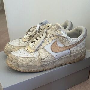Nike Air Force 1 Sneakers